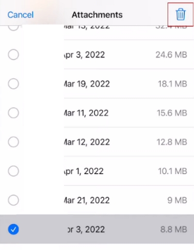 select multiple files 1 | Delete Large Attachments on iPhone