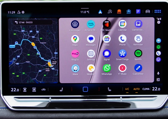 mirror phone on car screen | Amazon Music on Android Auto